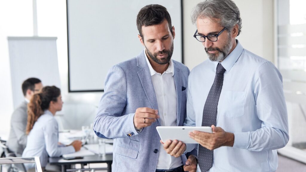 Apple et Google relancent des alertes “spyware” : ce que ces notifications veulent vraiment dire